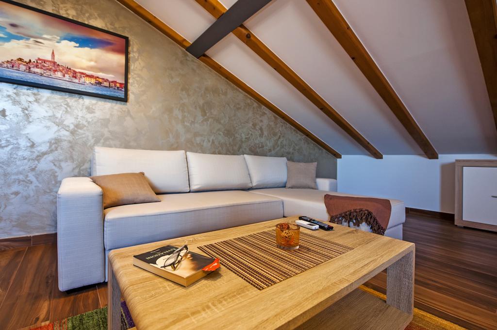 Apartment The Loft Ρόβινι Εξωτερικό φωτογραφία