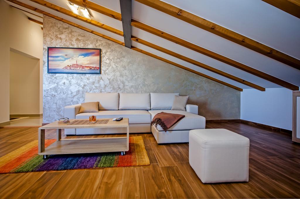 Apartment The Loft Ρόβινι Εξωτερικό φωτογραφία