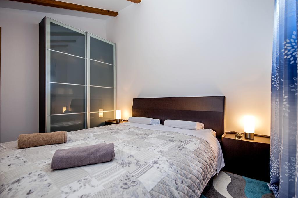 Apartment The Loft Ρόβινι Εξωτερικό φωτογραφία