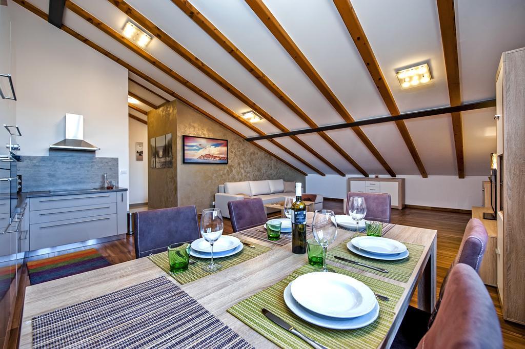 Apartment The Loft Ρόβινι Εξωτερικό φωτογραφία