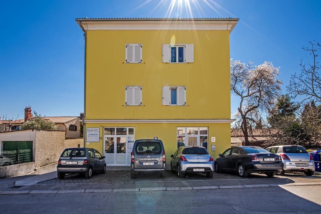 Apartment The Loft Ρόβινι Εξωτερικό φωτογραφία