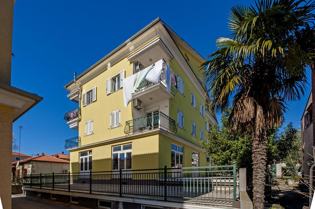 Apartment The Loft Ρόβινι Εξωτερικό φωτογραφία